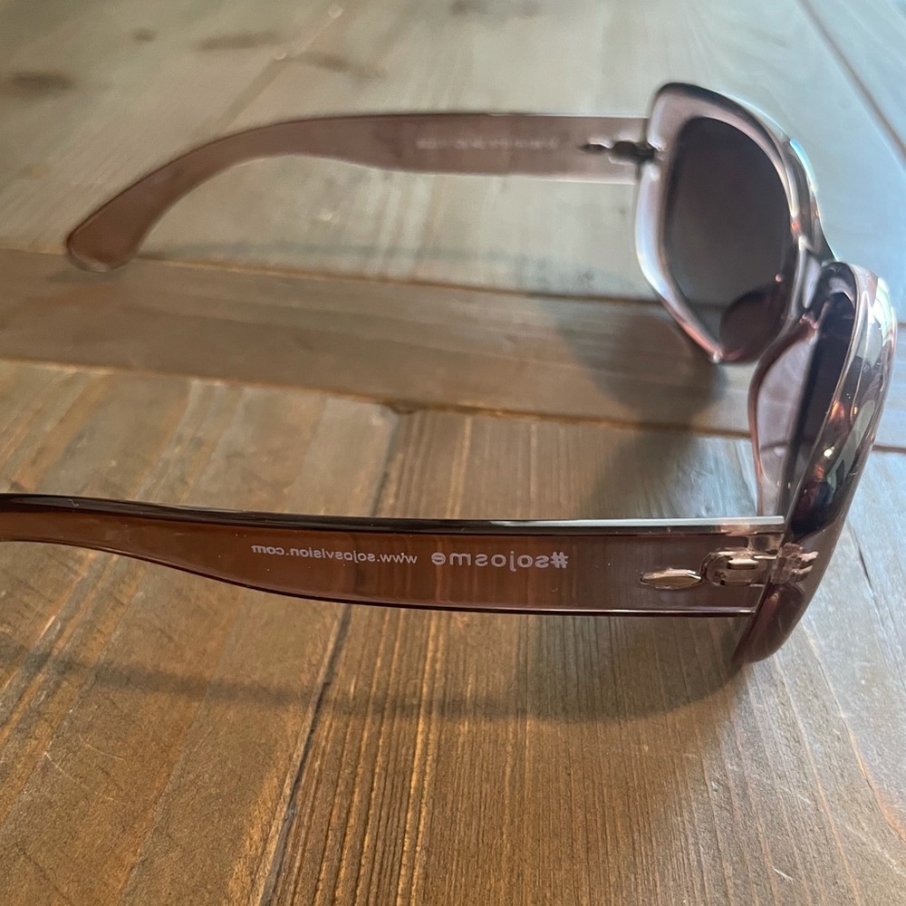 Sunglasses 2 pair - Picture 8 of 13